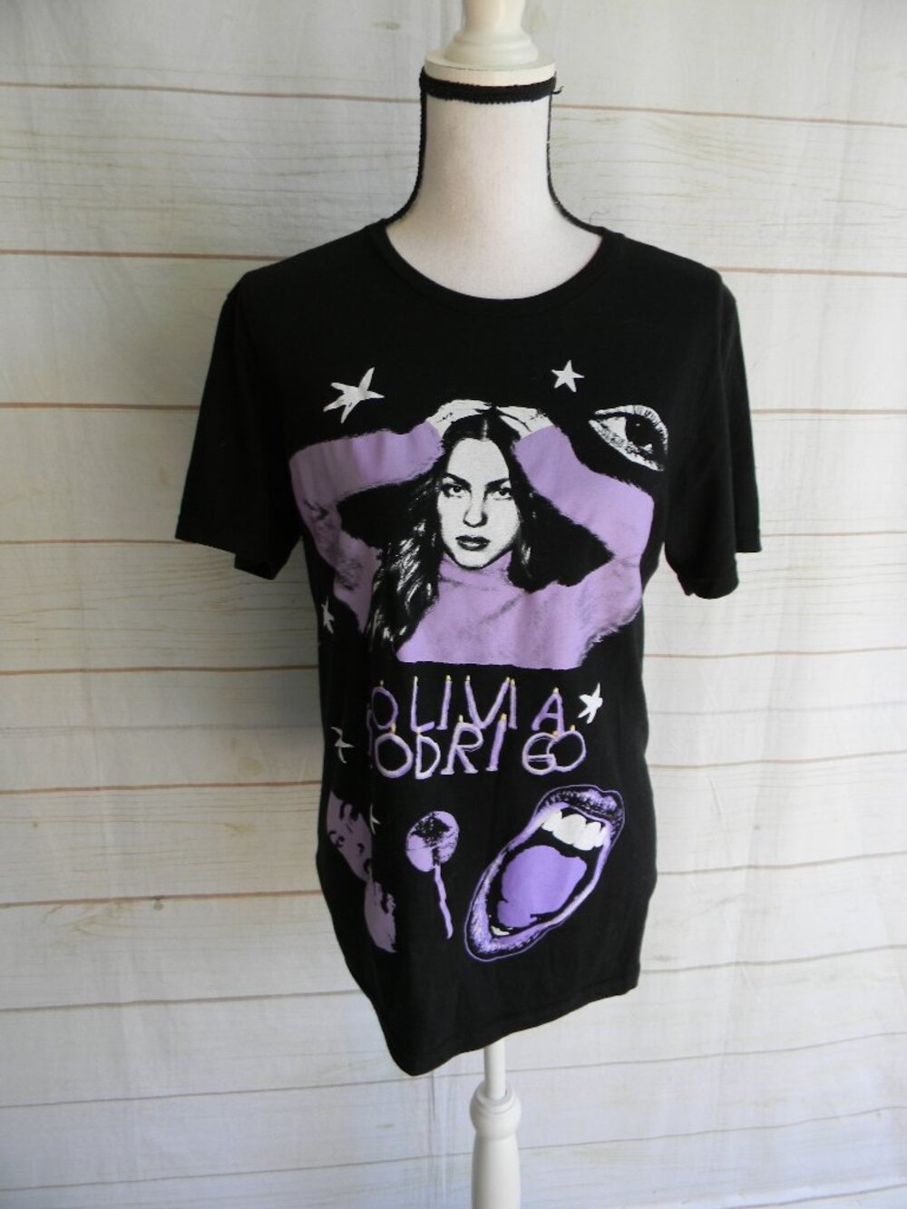 OLIVIA RODRIGO BLACK/PURPLE GUTS TOUR OFFICIAL MERCH T-SHIRT SZ S GRAPHIC